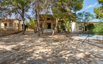 Property slide 22
