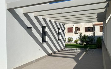 Property slide 17
