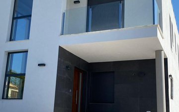Property slide 48