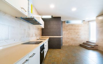 Property slide 46
