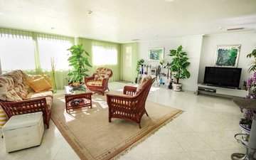 Property slide 4