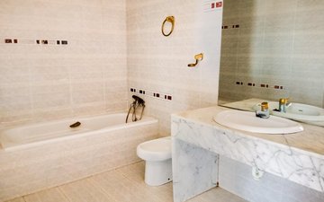Property slide 19
