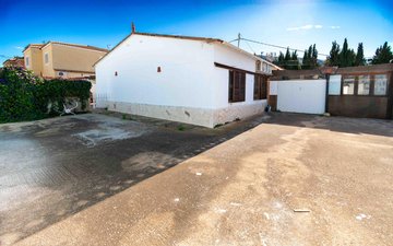 Property slide 28