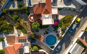 Property slide 44
