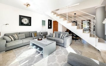 Property slide 14