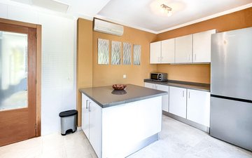 Property slide 20