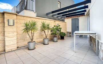 Property slide 28
