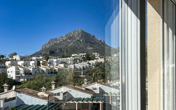Property slide 37
