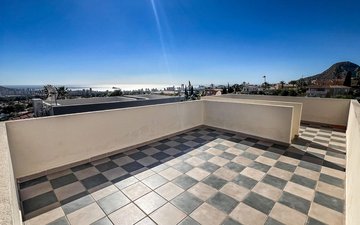 Property slide 46