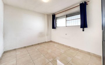 Property slide 16