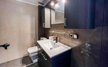 Property slide 18