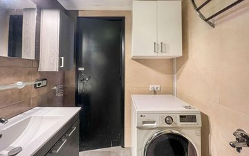 Property slide 20