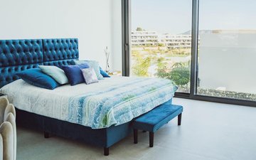 Property slide 40