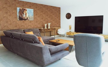 Property slide 50