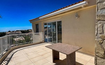 Property slide 43