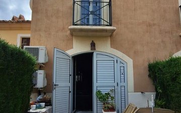 Property slide 21