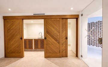 Property slide 20