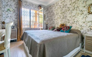 Property slide 14