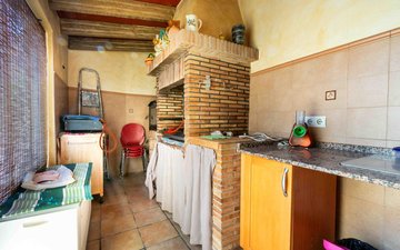 Property slide 28