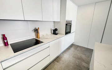 Property slide 25