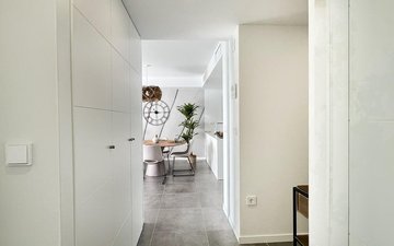 Property slide 32