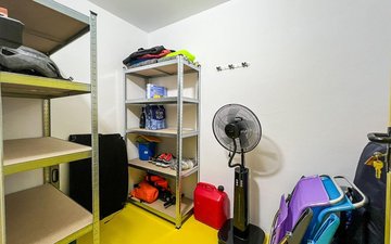 Property slide 44