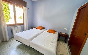 Property slide 14