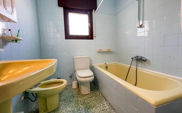 Property slide 15