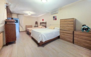 Property slide 29