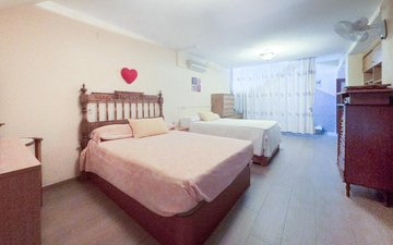 Property slide 30