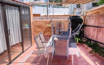 Property slide 42