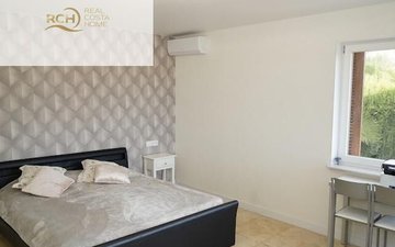 Property slide 21