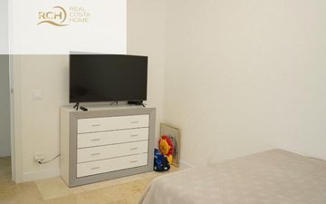 Property slide 28