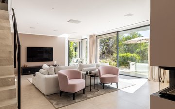 Property slide 24