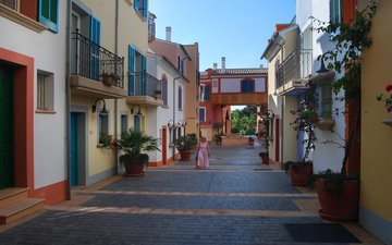 Property slide 10