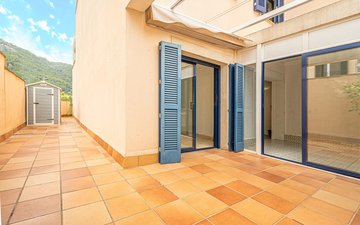 Property slide 14