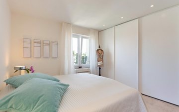 Property slide 24