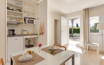 Property slide 40