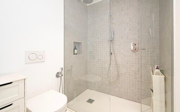 Property slide 22