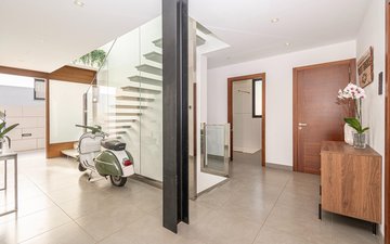 Property slide 21
