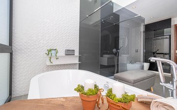 Property slide 31