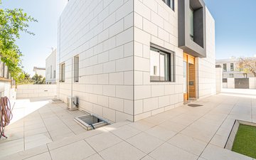 Property slide 39