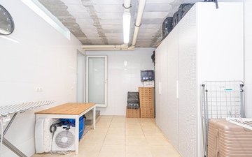 Property slide 40