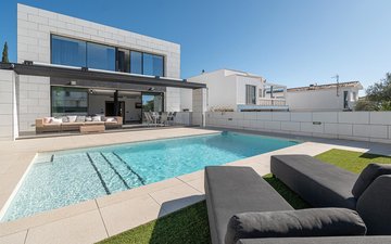 Property slide 9