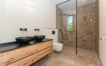 Property slide 24