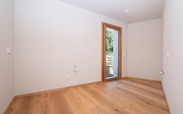 Property slide 31