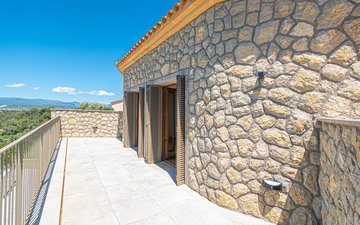 Property slide 37