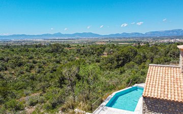 Property slide 40