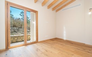 Property slide 43