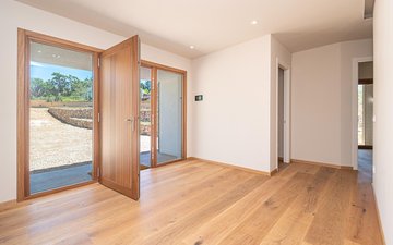 Property slide 44